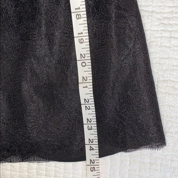 BCBG Max Azria lace t shirt in XXS - Picture 9 of 10